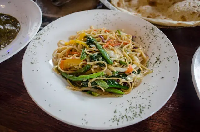 Veg-Hakka-Noodles